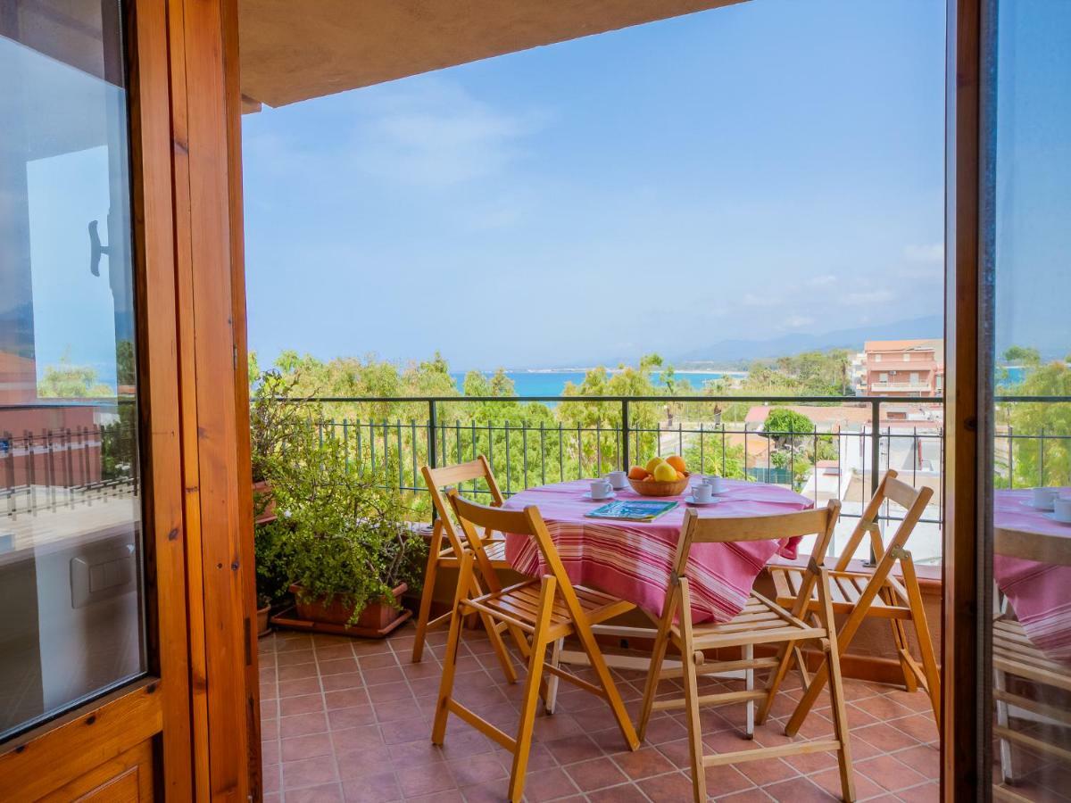 Golfo Di Tindari Apartments Фальконе Екстер'єр фото